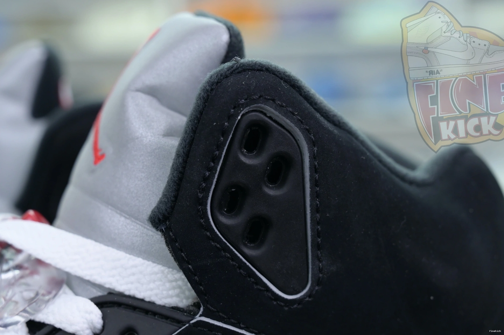 Jordan REIMAGINED” Air METALLIC Jordan 5“BLACK 0707